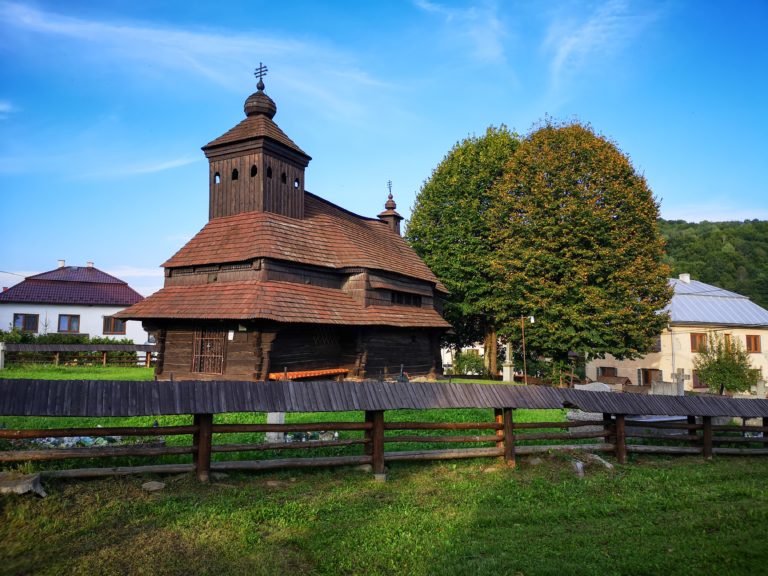 Drevený chrám sv. archanjela Michala