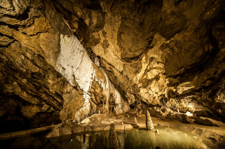 "Belianska Cave" by Kamil Porembiński is marked with CC BY-SA 2.0.