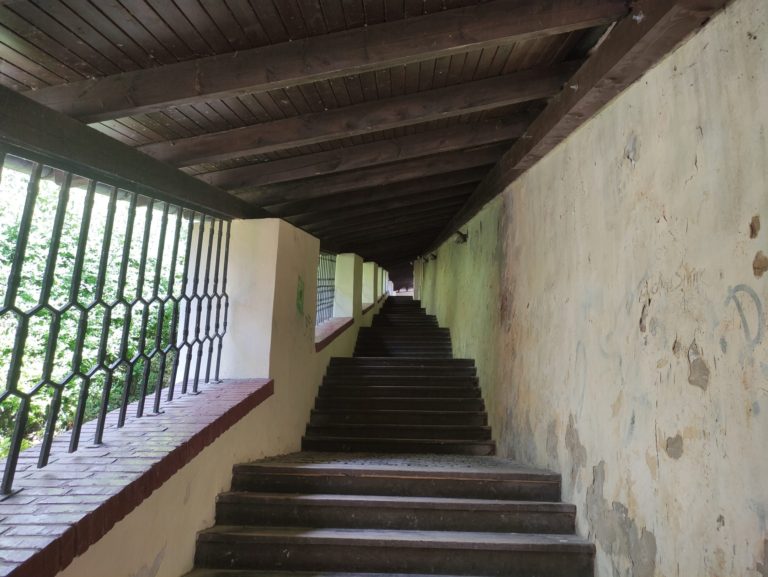Farské schody v Trenčíne