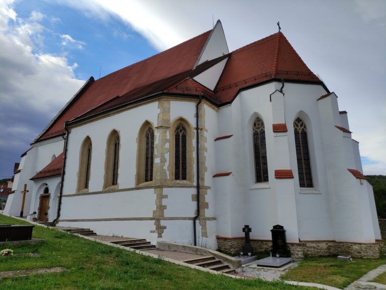 Kostol sv. Juraja a zvonica vo Svätom Jure
