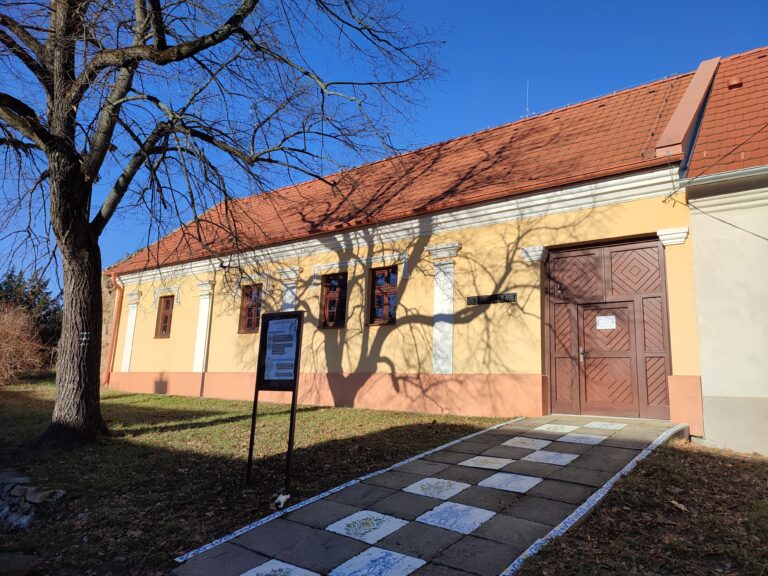 SNM – Múzeum slovenskej keramickej plastiky